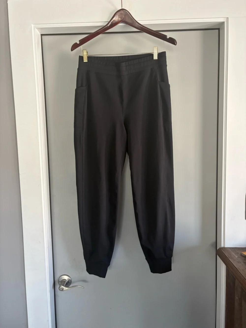Fabletics pants - Picture 4 of 12